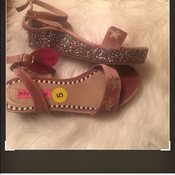BETSEY JOHNSON KENNA SANDALS SIZE 5 NWT - Picture 5 of 7